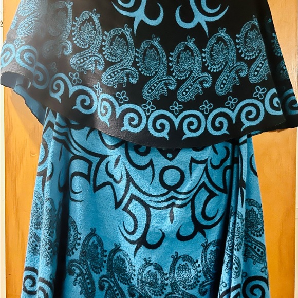 Pashmina Cashmere Wrap Silky SoftTeal Aqua Reversible Ruffled Shawl Poncho Cape - Picture 6 of 6